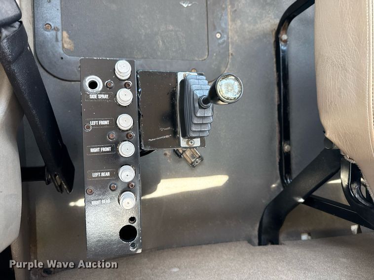 image for item EG6014 2003 Sterling Truck L9500  water truck