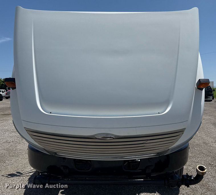 image for item EG6014 2003 Sterling Truck L9500  water truck