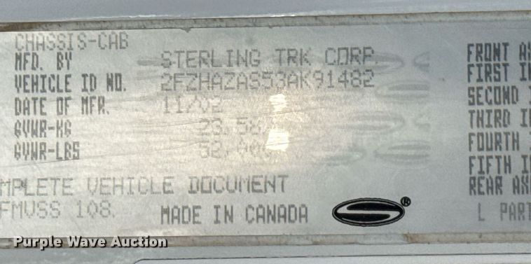 image for item EG6014 2003 Sterling Truck L9500  water truck