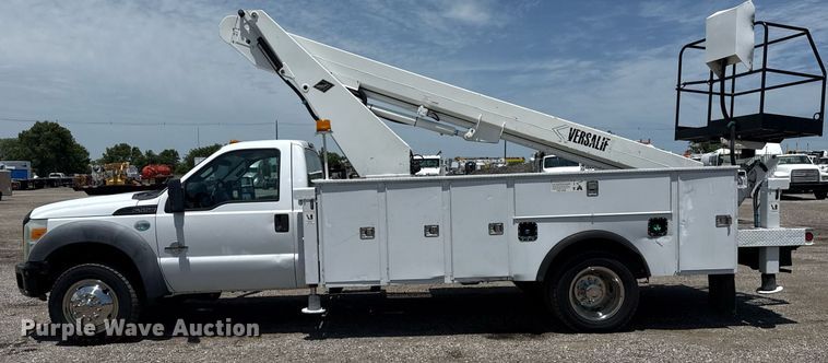 image for item EG6016 2011 Ford F550 Super Duty bucket truck