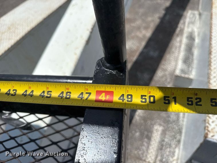 image for item EG6016 2011 Ford F550 Super Duty bucket truck