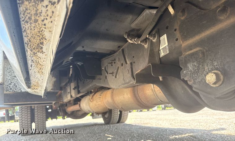 image for item EG6016 2011 Ford F550 Super Duty bucket truck