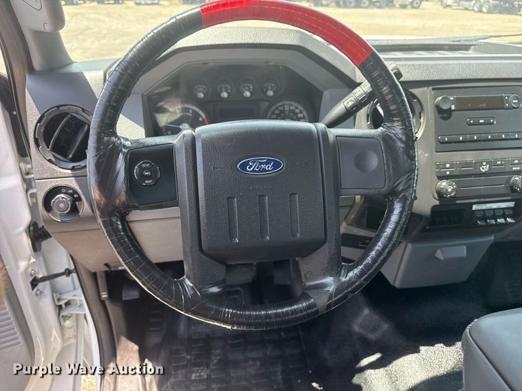 image for item EG6016 2011 Ford F550 Super Duty bucket truck