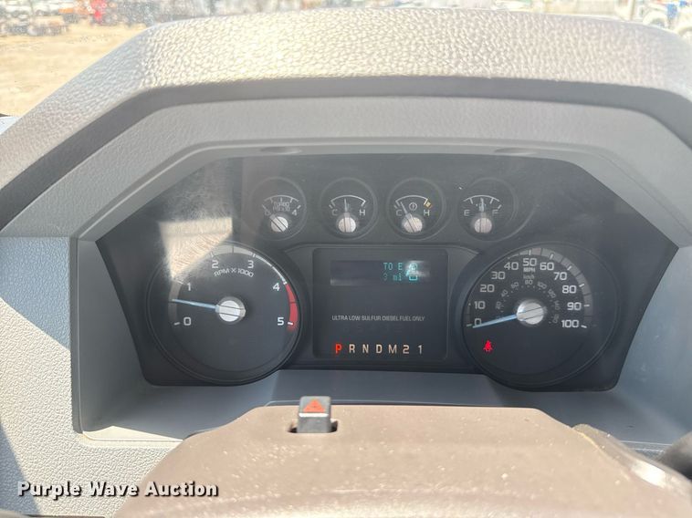 image for item EG6016 2011 Ford F550 Super Duty bucket truck