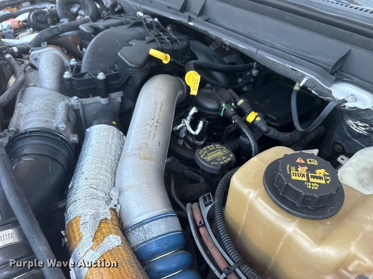 image for item EG6016 2011 Ford F550 Super Duty bucket truck