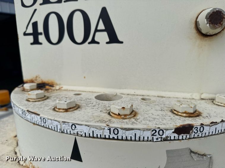 image for item EG6552 1997 Ford F800 crane truck