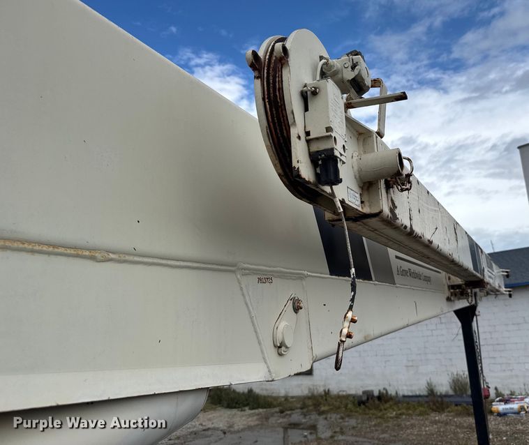 image for item EG6552 1997 Ford F800 crane truck