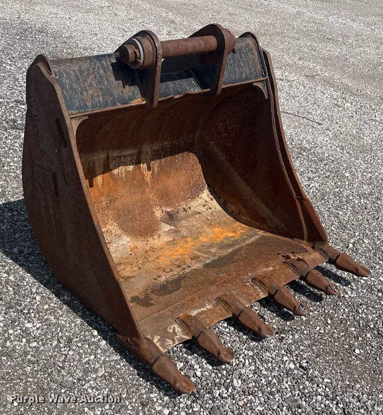 image for item EG8135 Caterpillar 36