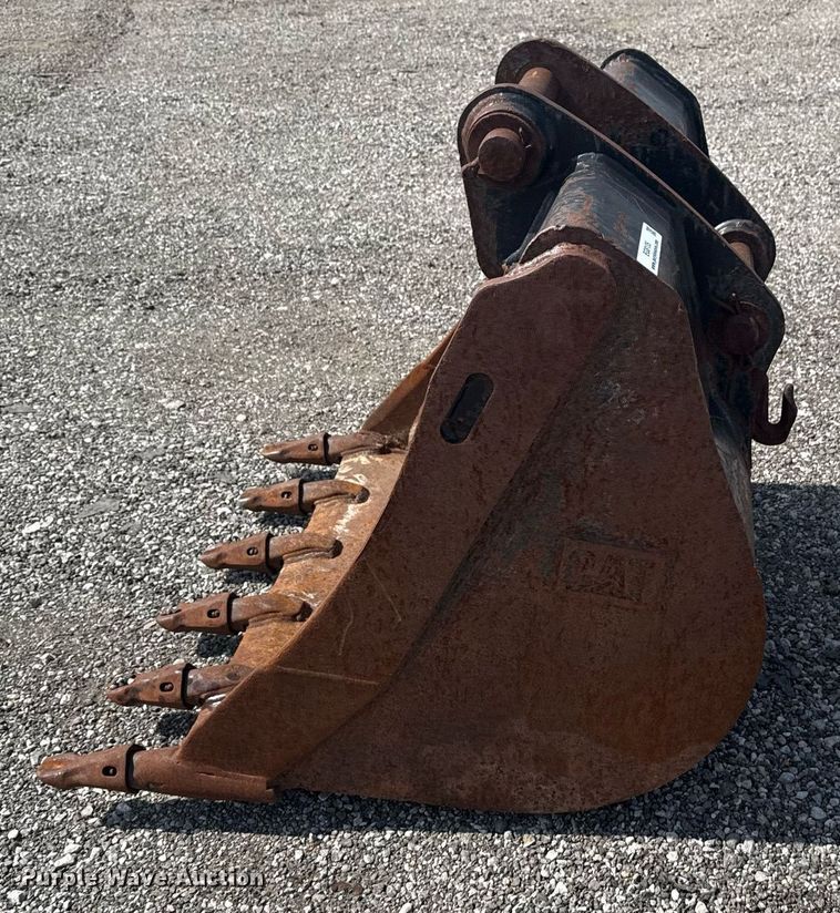 image for item EG8135 Caterpillar 36