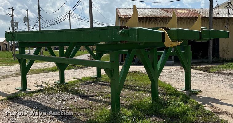 image for item EJ7613 Mellott live lumber deck