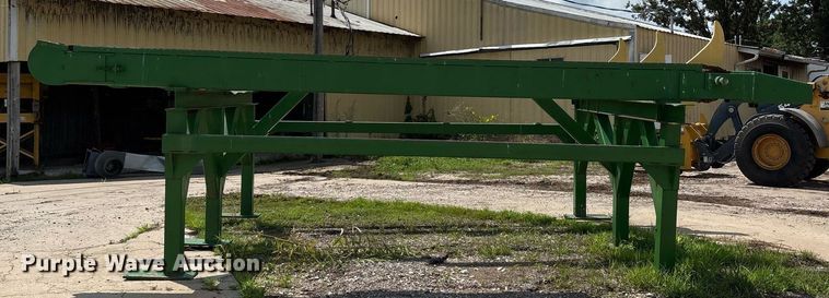 image for item EJ7613 Mellott live lumber deck