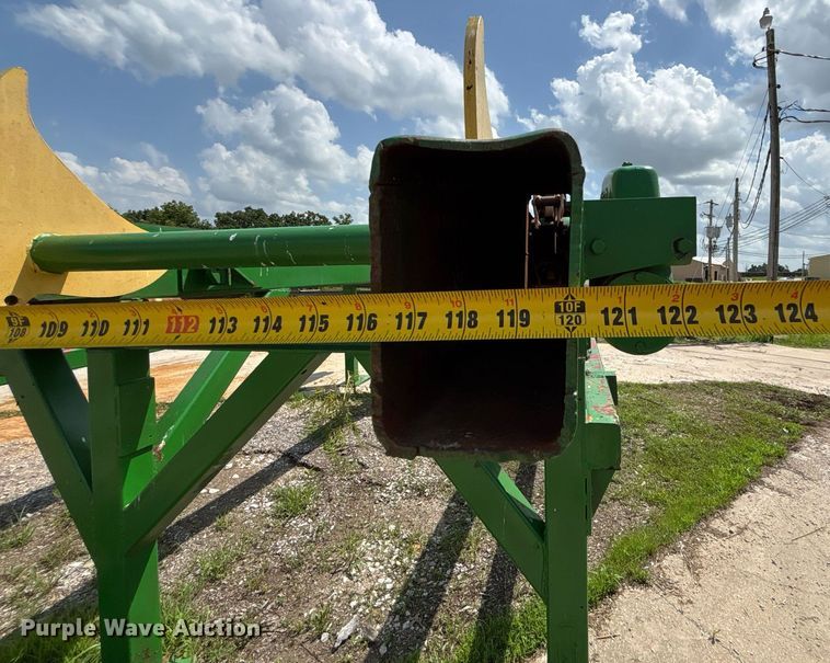 image for item EJ7613 Mellott live lumber deck