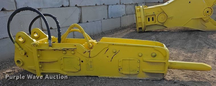 image for item EK5439 NPK GH18 breaker