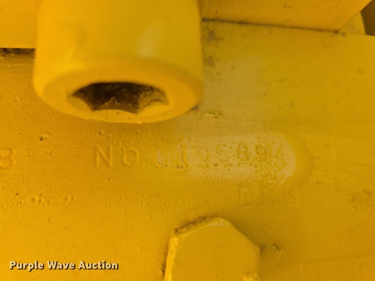 image for item EK5439 NPK GH18 breaker