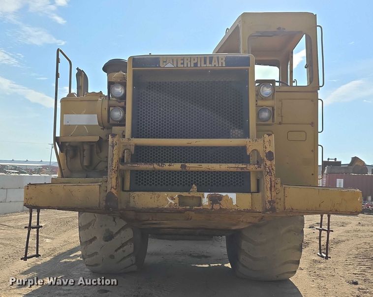 image for item EK5442 1983 Caterpillar 631D water wagon