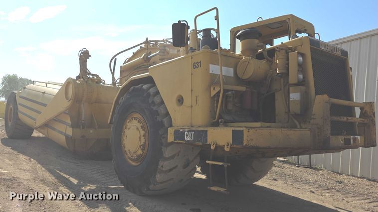 image for item EK5442 1983 Caterpillar 631D water wagon