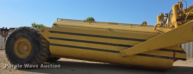 image for item EK5442 1983 Caterpillar 631D water wagon