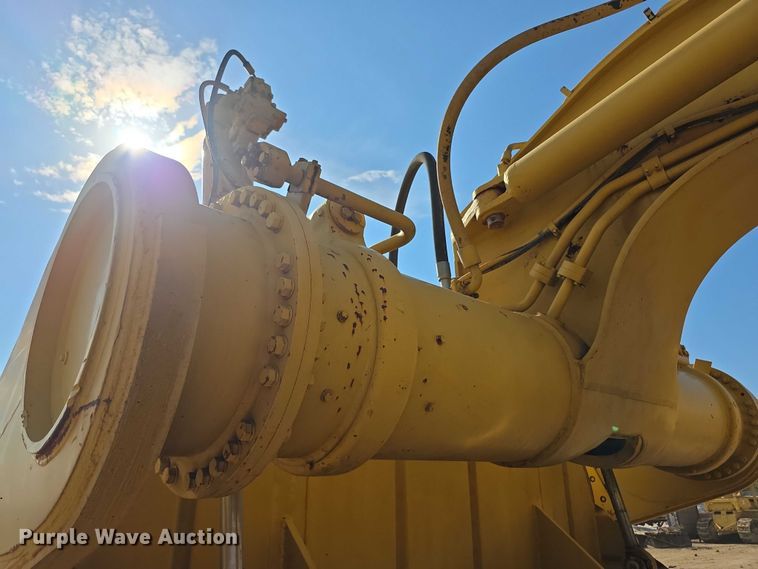 image for item EK5442 1983 Caterpillar 631D water wagon