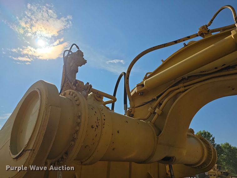 image for item EK5442 1983 Caterpillar 631D water wagon