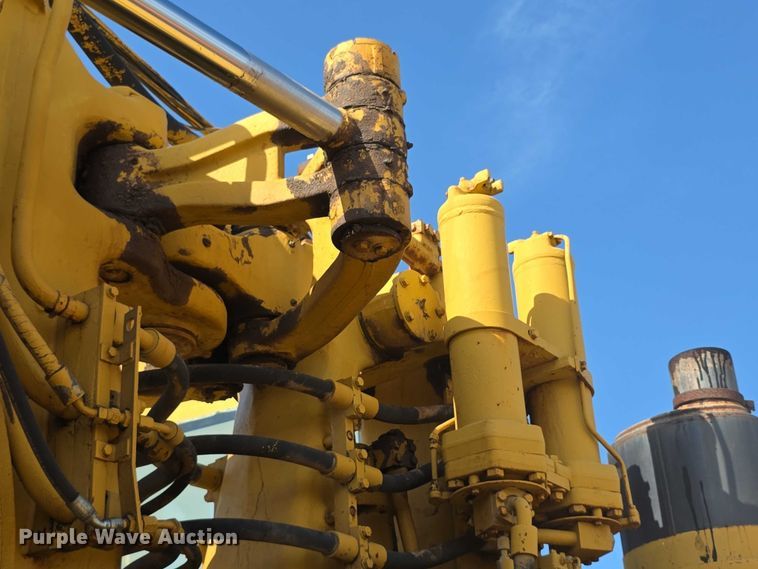 image for item EK5442 1983 Caterpillar 631D water wagon