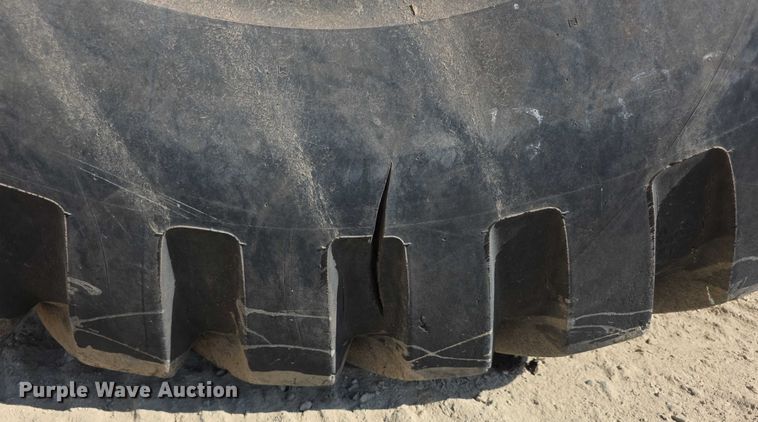 image for item EK5442 1983 Caterpillar 631D water wagon