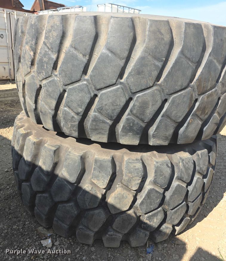image for item EK5444 (2) 29.5R25 Continental tires and wheels