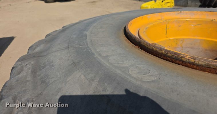 image for item EK5444 (2) 29.5R25 Continental tires and wheels