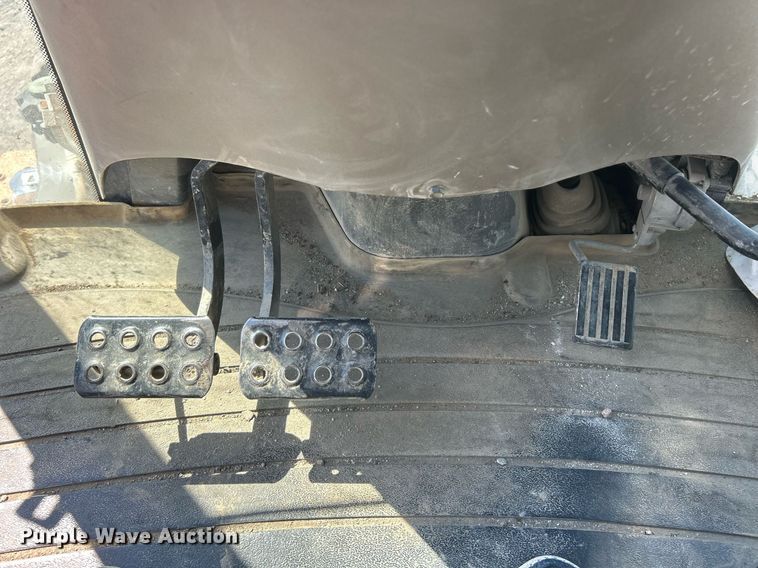 image for item EK8268 2014 Case 580 Super N backhoe