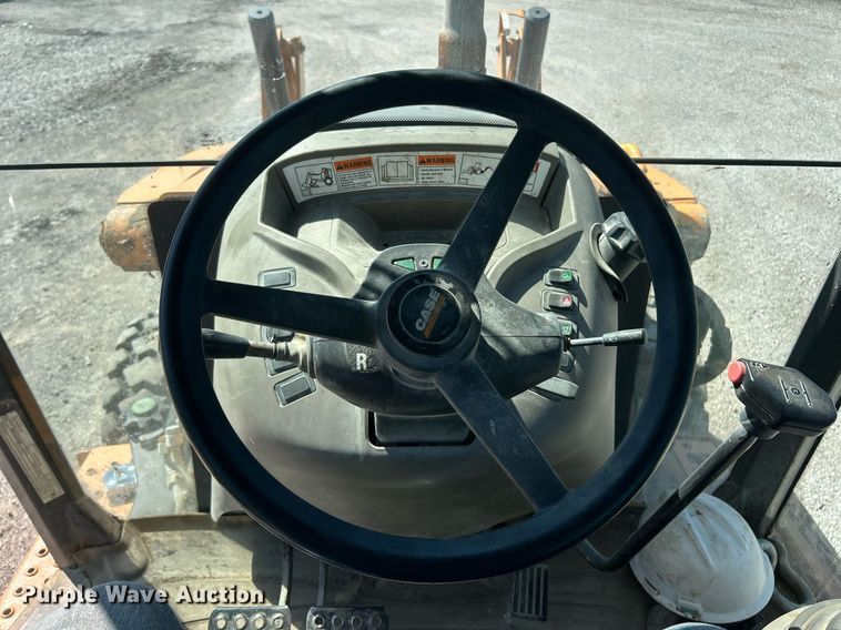 image for item EK8268 2014 Case 580 Super N backhoe