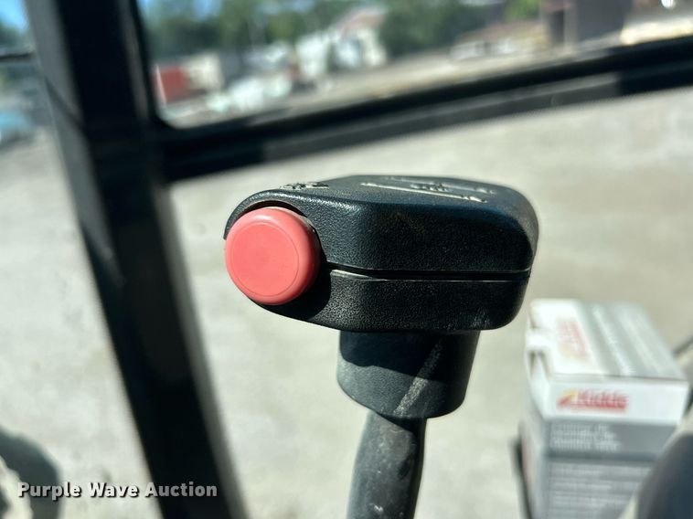 image for item EK8268 2014 Case 580 Super N backhoe