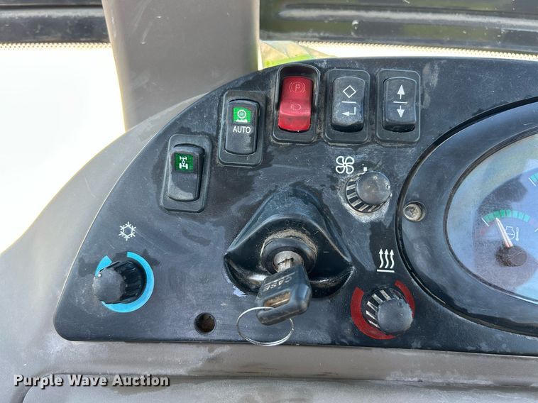 image for item EK8268 2014 Case 580 Super N backhoe