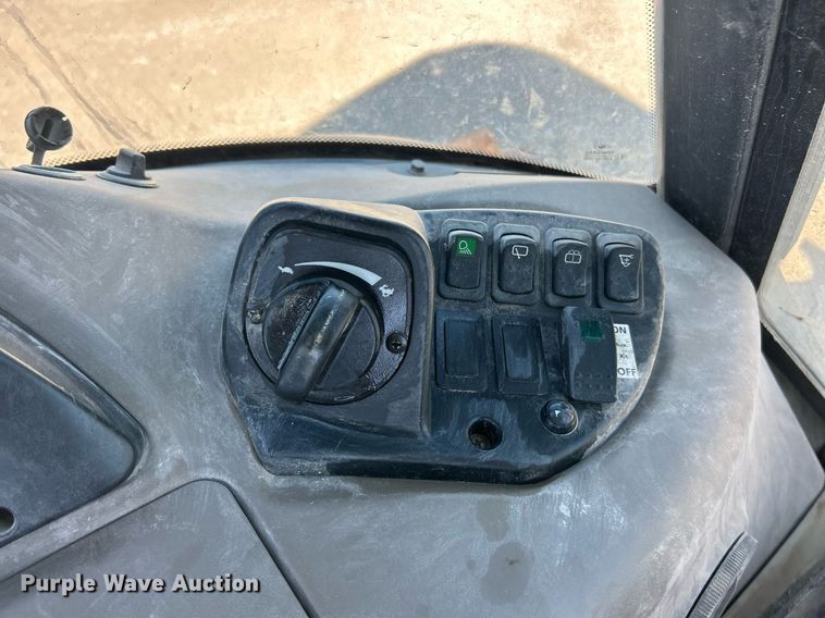 image for item EK8268 2014 Case 580 Super N backhoe