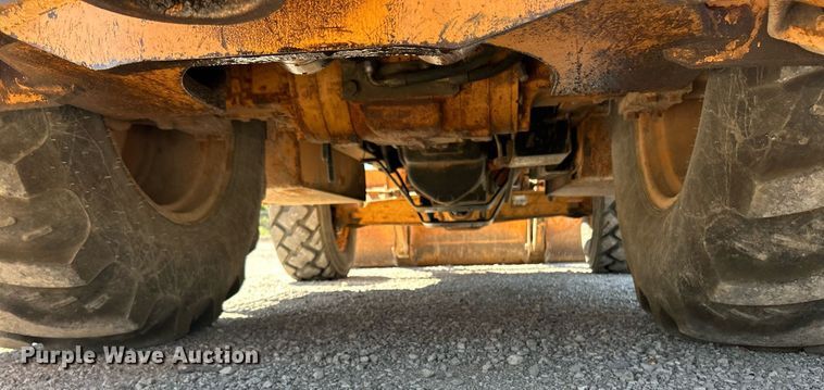 image for item EK8271 2005 Case 580 Super M Series 2 backhoe