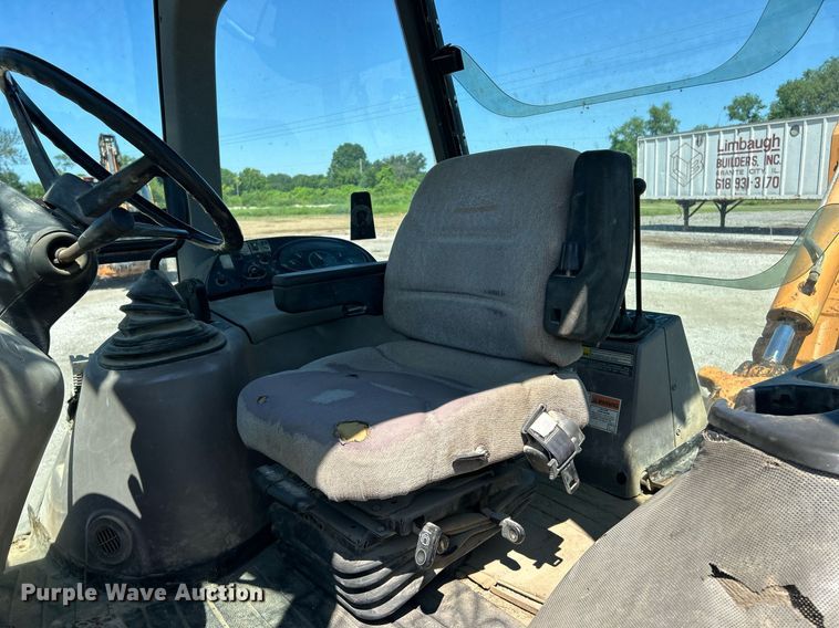 image for item EK8271 2005 Case 580 Super M Series 2 backhoe