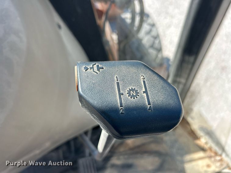 image for item EK8271 2005 Case 580 Super M Series 2 backhoe