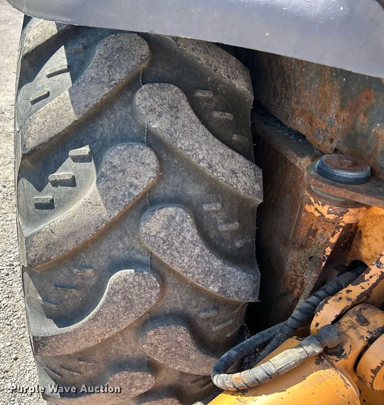 image for item EK8271 2005 Case 580 Super M Series 2 backhoe