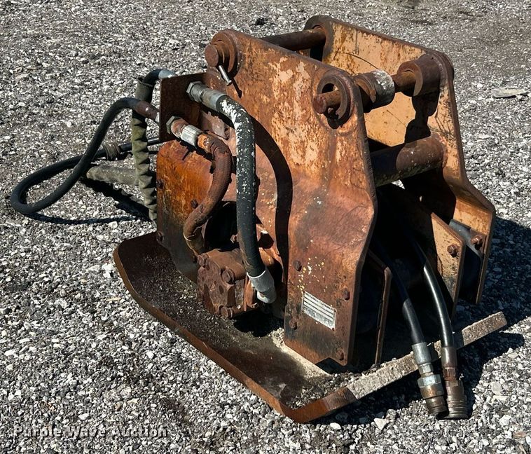 image for item EK8273 Indecision THC-65 plate compactor