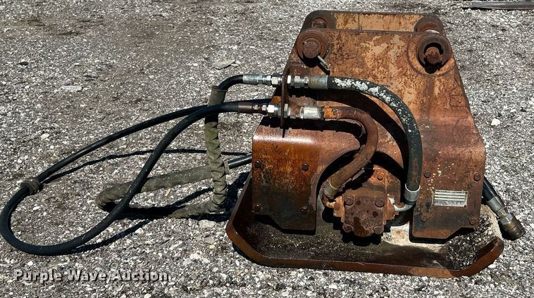 image for item EK8273 Indecision THC-65 plate compactor