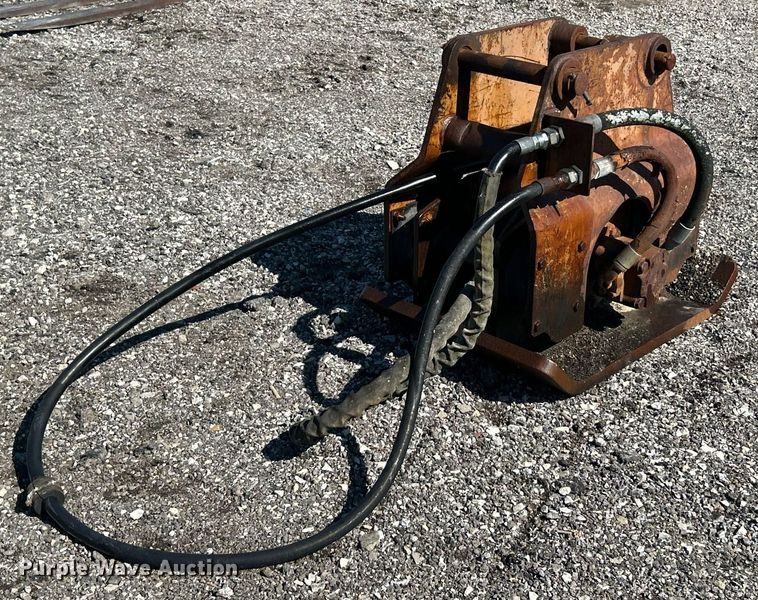 image for item EK8273 Indecision THC-65 plate compactor