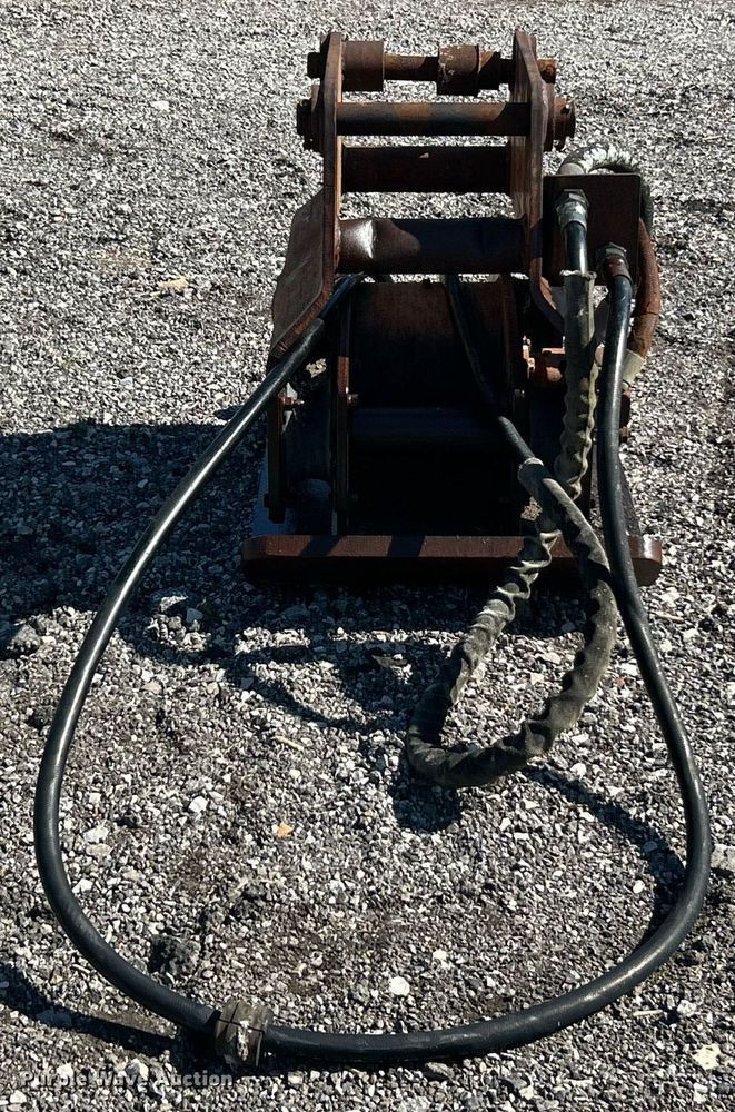 image for item EK8273 Indecision THC-65 plate compactor