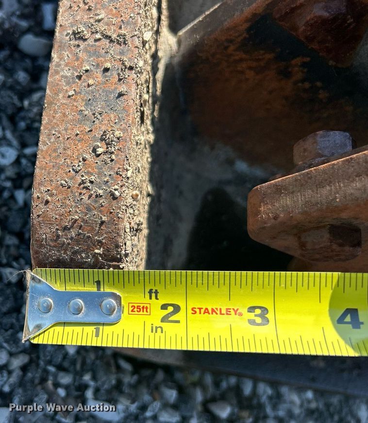 image for item EK8273 Indecision THC-65 plate compactor