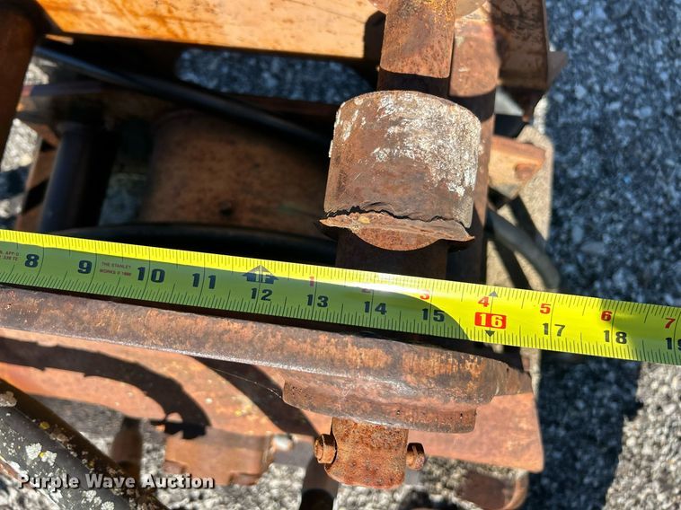 image for item EK8273 Indecision THC-65 plate compactor