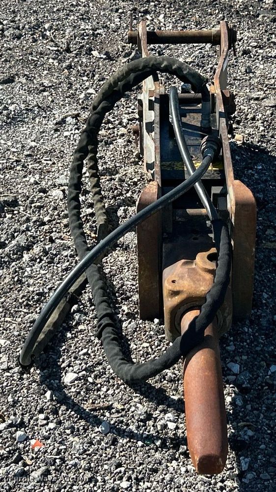 image for item EK8274 Case CH1000 breaker