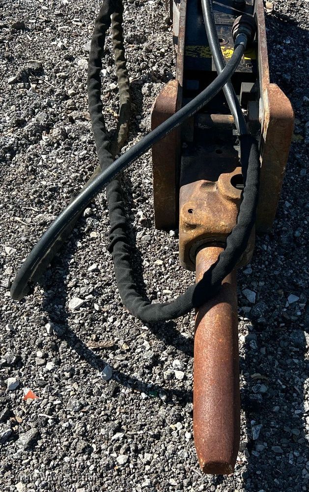 image for item EK8274 Case CH1000 breaker