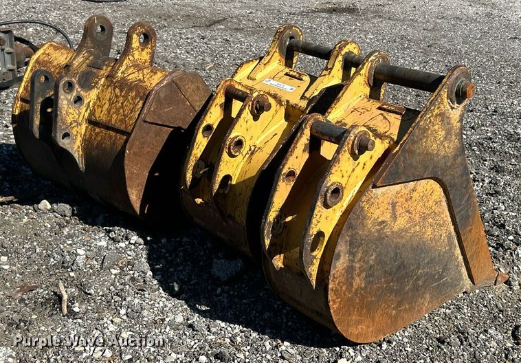 image for item EK8275 (3) backhoe buckets