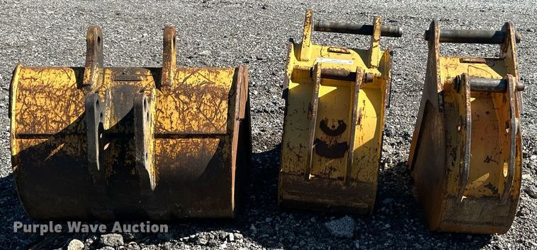 image for item EK8275 (3) backhoe buckets