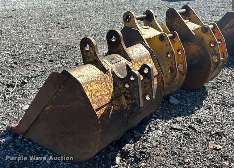 image for item EK8275 (3) backhoe buckets