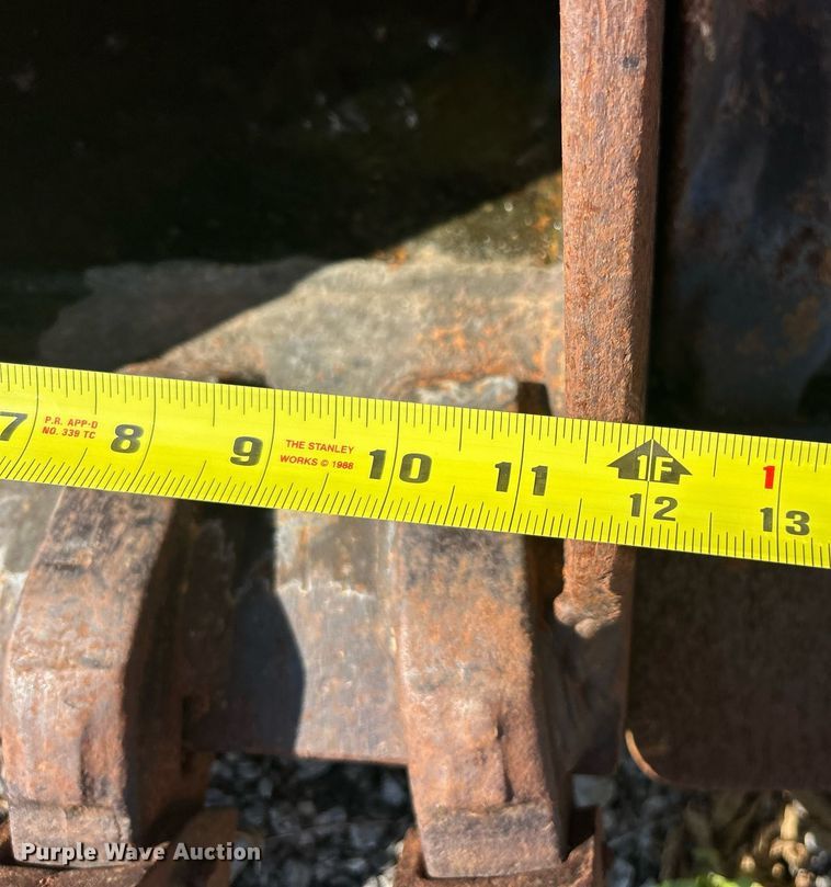 image for item EK8276 (3) backhoe buckets