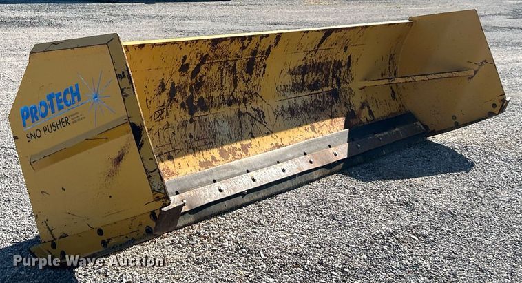 image for item EK8277 ProTech snow pusher