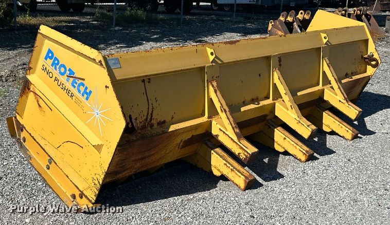 image for item EK8277 ProTech snow pusher